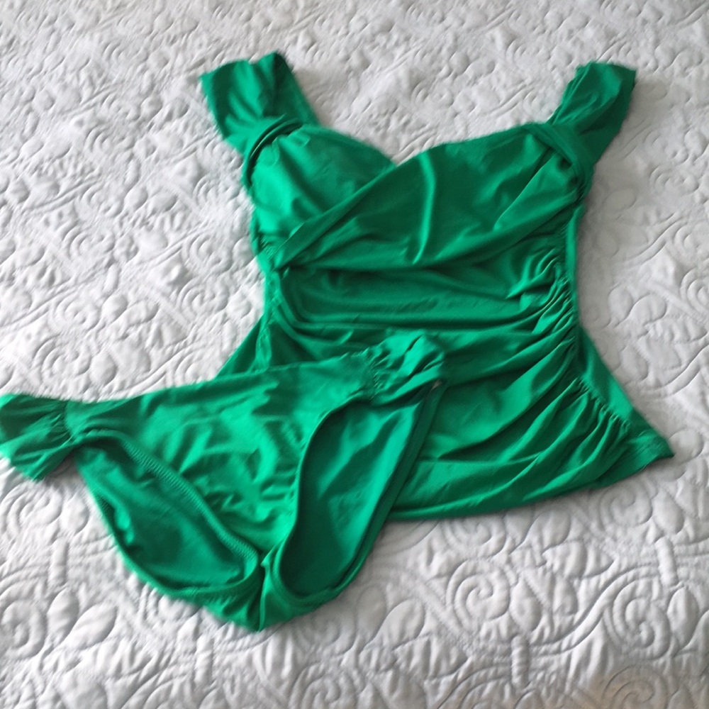 Badgley Mischka draped front 2 piece tankini suit
